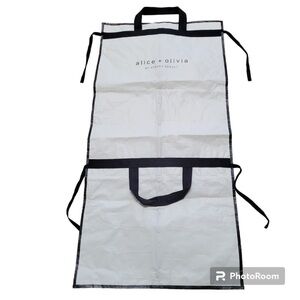 Alice + Olivia Garment Bag Stacey Bendet  46 x 23 in  Black White
